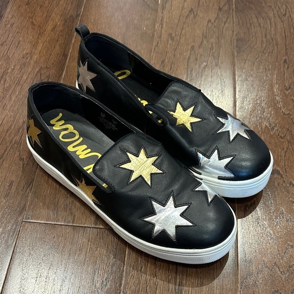 Black Slip-On Sneakers with Star Accents- size 9 - Picture 1 of 6